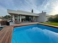 וילה נחלת אורנים - במרכז