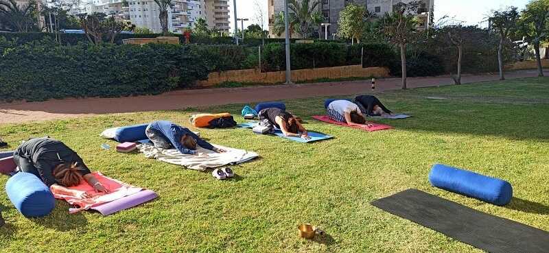 ימי שלישי יוגה בנתניה
